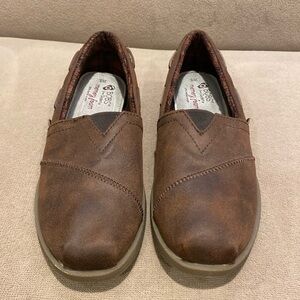 Bobs by Skechers Leather insoles dark Brown sz 8  Womens good used condition